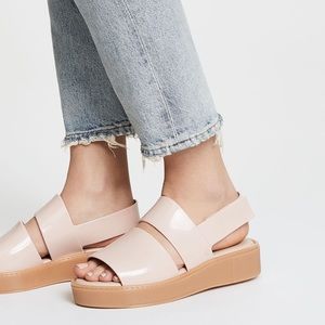 🆕 Soho in pink beige by Melissa